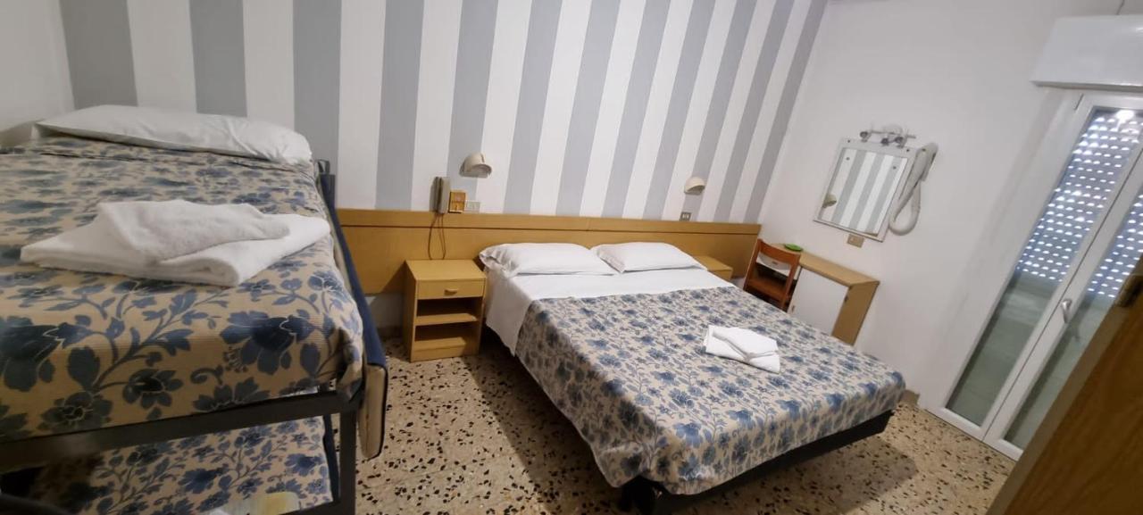 Hotel Franca Misano Adriatico Ngoại thất bức ảnh