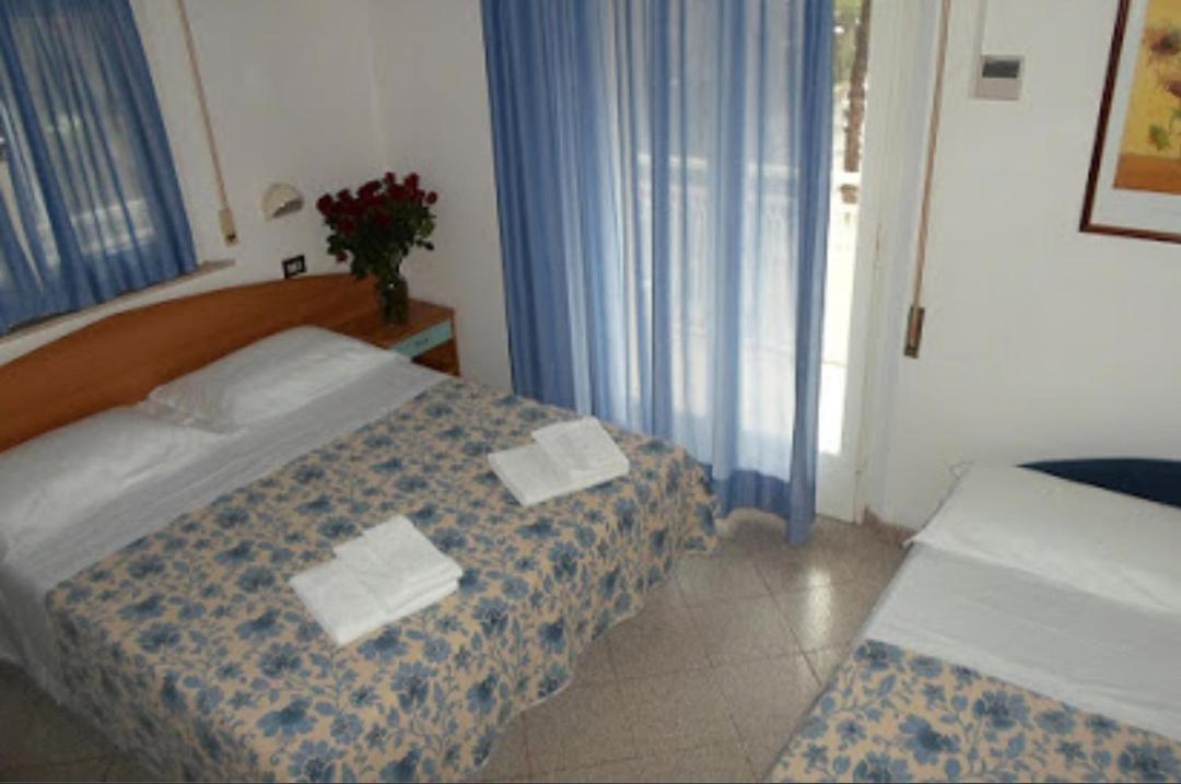 Hotel Franca Misano Adriatico Ngoại thất bức ảnh
