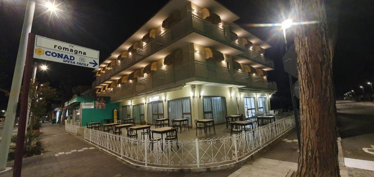 Hotel Franca Misano Adriatico Ngoại thất bức ảnh